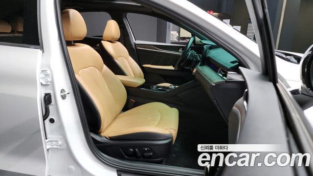 Kia K5 гибрид 3세대 Signature, 2020 11