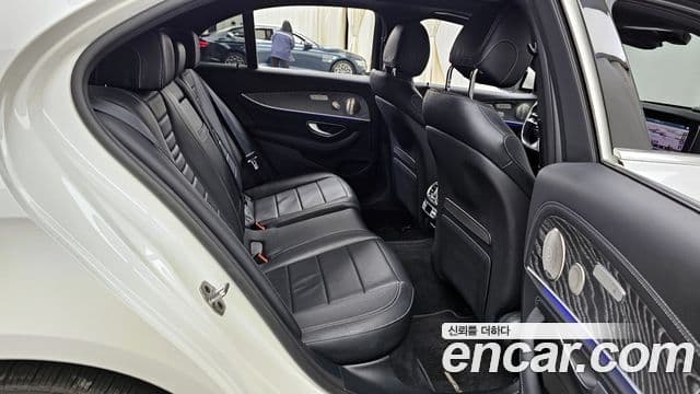 Mercedes-Benz E-класс W213 AMG Line, 2022 12