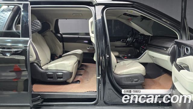 Kia Carnival 4세대 Signature, 2021 11