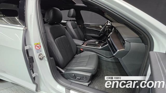 Audi A6 (C8) Premium, 2023 10