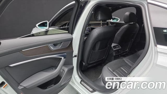 Audi A6 (C8) Premium, 2023 18