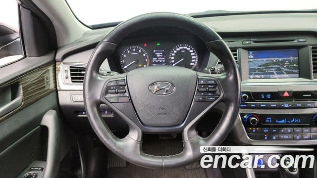 Hyundai LF Sonata 2.0 Smart, 2015 13