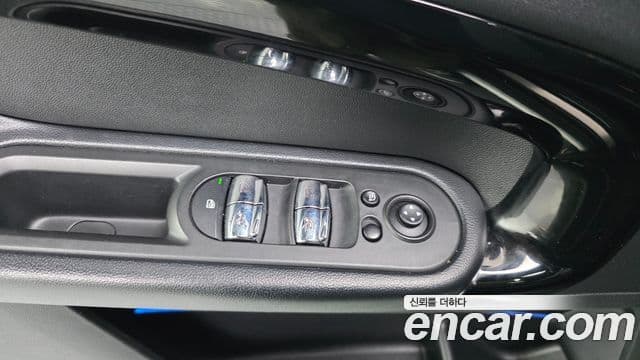 Mini Cooper Countryman 2세대, 2021 13