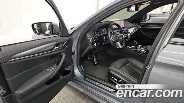 BMW 5시리즈 (G30) 520i M Sport, 2023 11