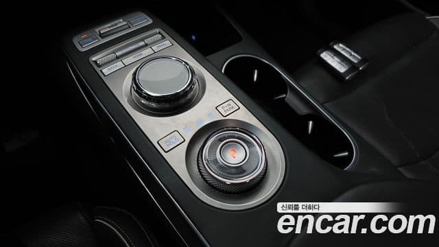 Genesis electrified GV70 e-AWD, 2022 9