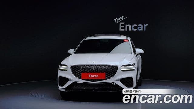 Genesis GV70, 2021 3