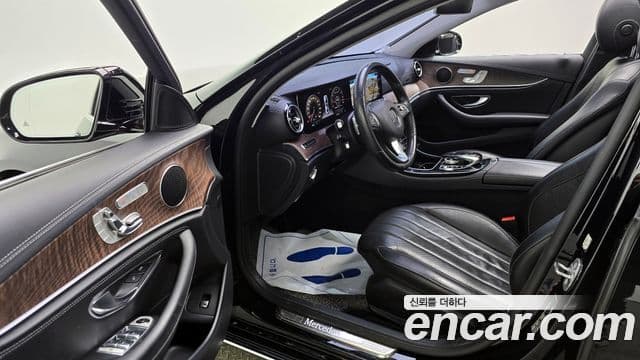 Mercedes-Benz E-класс W213 Exclusive, 2017 10