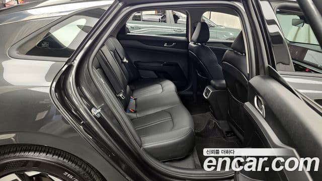 Kia The / новый New K5 3세대 Prestige, 2025 12