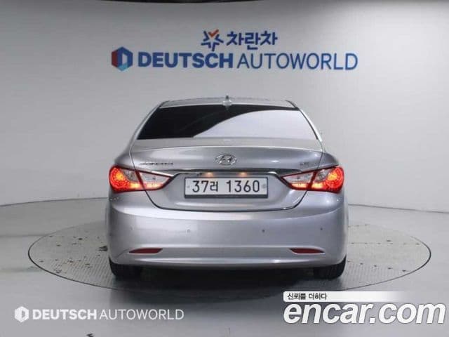 Hyundai YF Sonata LPI top, 2012 4