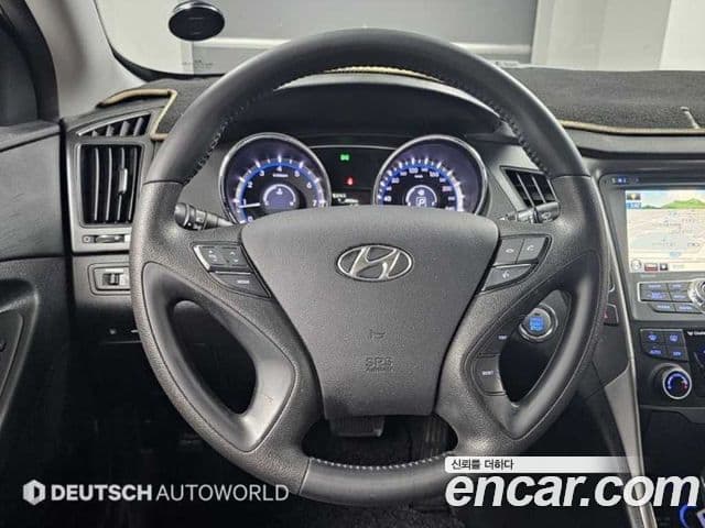 Hyundai YF Sonata LPI top, 2012 13