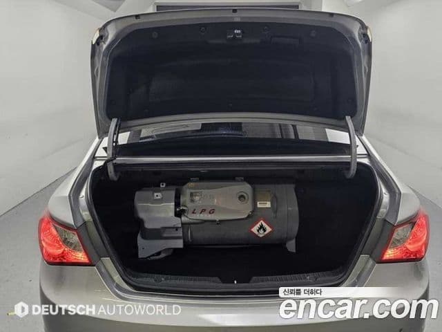 Hyundai YF Sonata LPI top, 2012 20
