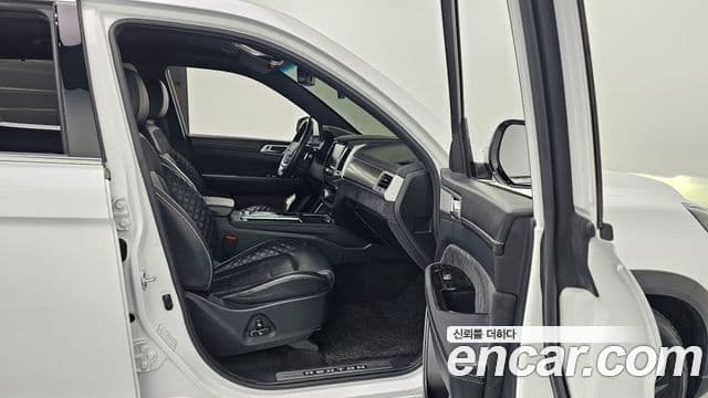 KG모빌리티(SsangYong) All New Rexton The / новый чёрный, 2021 11