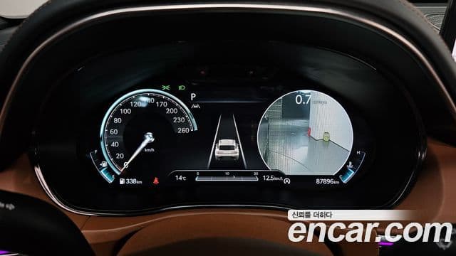 Genesis GV70, 2021 8