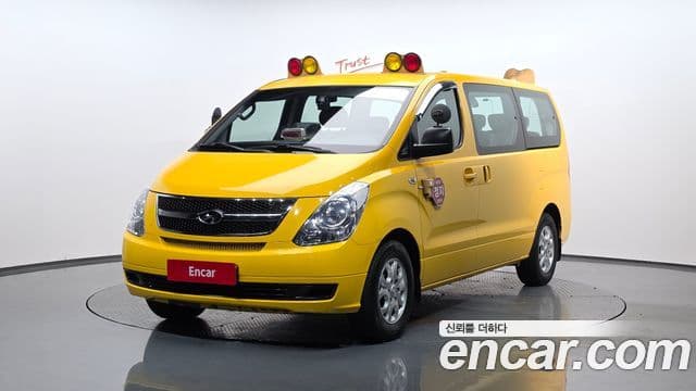 Hyundai Grand Starex CVX Deluxe, 2014 1