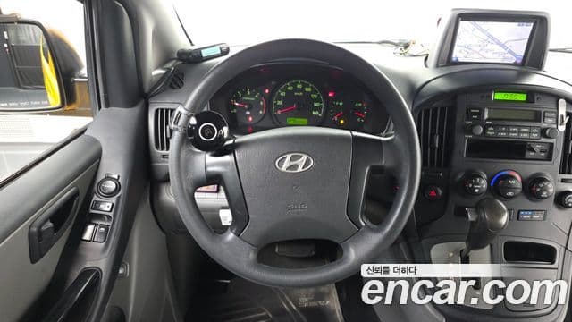 Hyundai Grand Starex CVX Deluxe, 2014 14