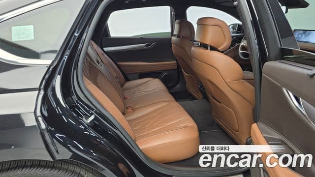 Genesis G80 (RG3) бензин 2.5 турбо AWD, 2024 12