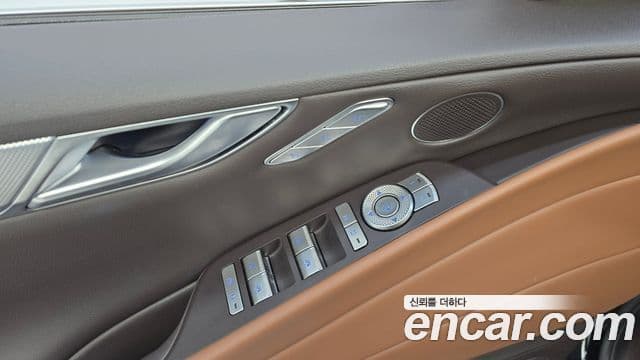 Genesis G80 (RG3) бензин 2.5 турбо AWD, 2024 18