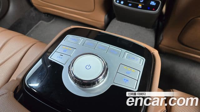 Genesis G80 (RG3) бензин 2.5 турбо AWD, 2024 19