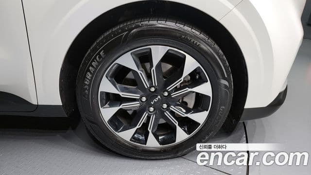 Kia Carnival 4세대 Prestige, 2023 все фото