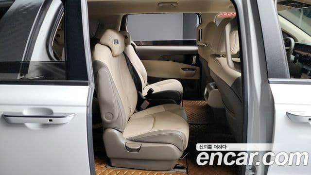Kia Carnival 4세대 Prestige, 2023 12