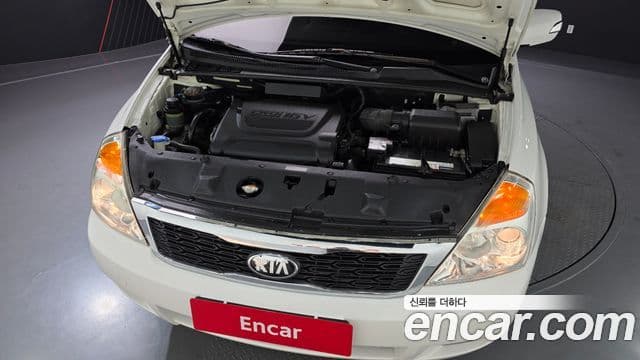 Kia Carnival R люксовая версия, 2013 6