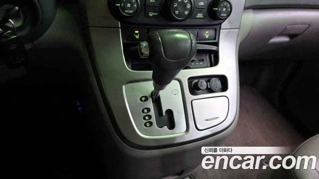 Kia Carnival R люксовая версия, 2013 9