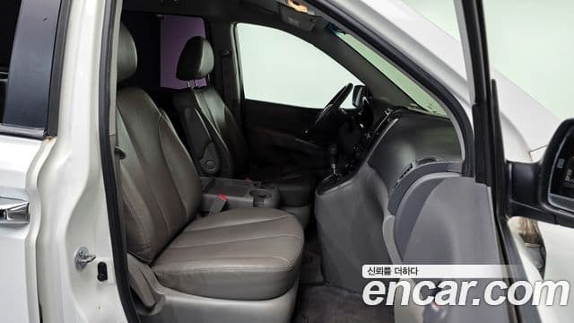 Kia Carnival R люксовая версия, 2013 10