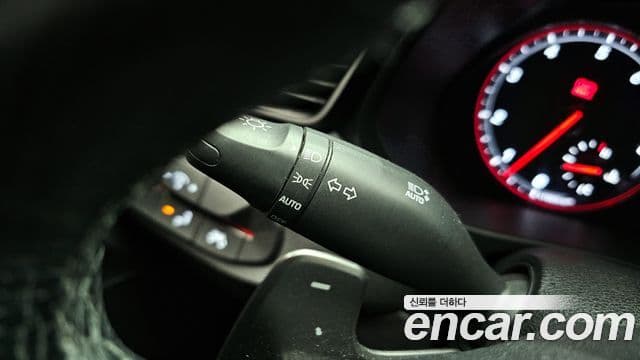 Hyundai Veloster (JS) Core, 2019 16