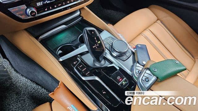 BMW 5시리즈 (G30) 520i M Sport, 2023 9