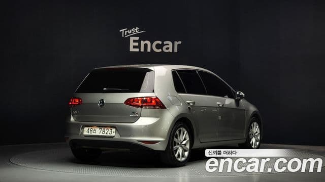 Volkswagen Гольф 7세대, 2015 2