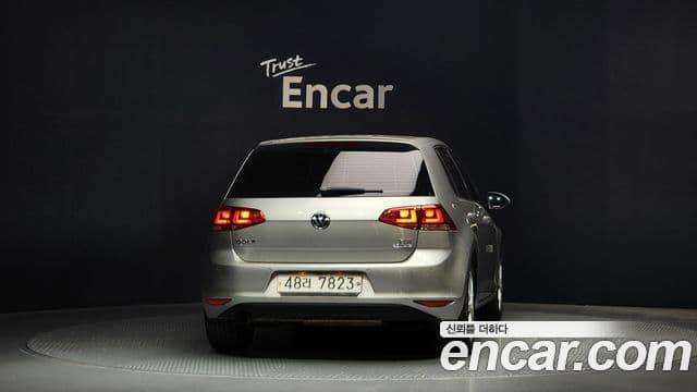 Volkswagen Гольф 7세대, 2015 4