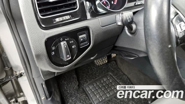 Volkswagen Гольф 7세대, 2015 18