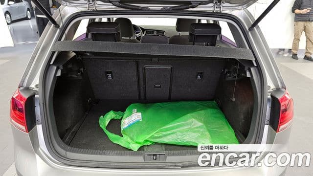 Volkswagen Гольф 7세대, 2015 20