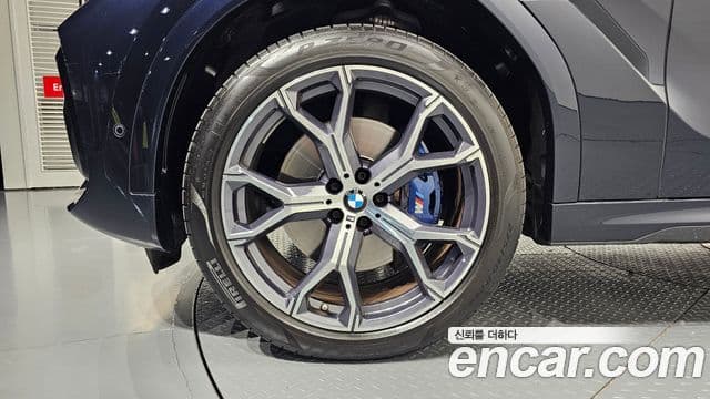 BMW X6 (G06) xDrive40i M Sport, 2022 все фото