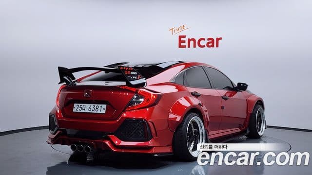 Honda Civic 10세대, 2017 2