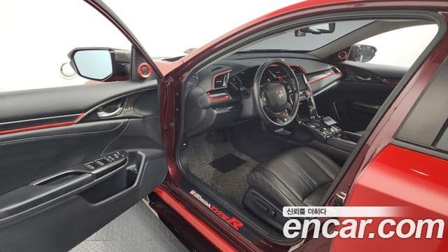 Honda Civic 10세대, 2017 10