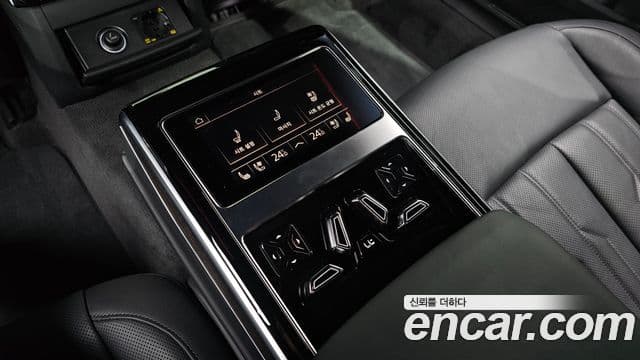 Audi A8 (D5) 55 TFSI Quattro Premium LWB, 2022 19