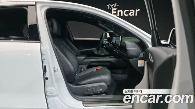 Hyundai Ioniq 6 Prestige, 2023 10