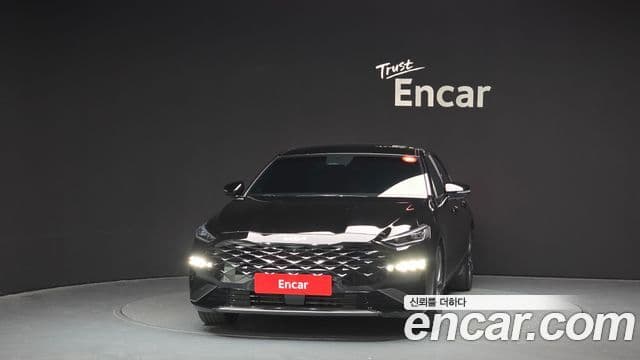 Kia K8 Signature, 2022 3