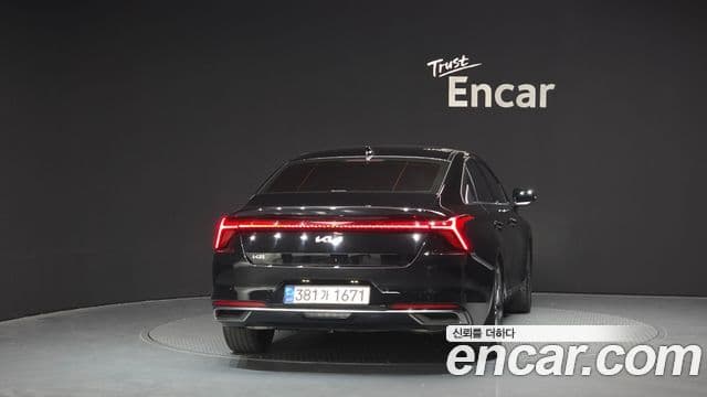 Kia K8 Signature, 2022 4