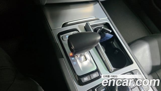 Genesis G80 Premium Luxury, 2018 9