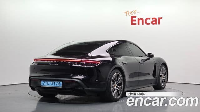 Porsche 타이칸 4S, 2023 2