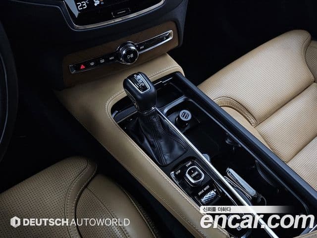 Volvo XC90 2세대 T6 Inscription, 2017 9