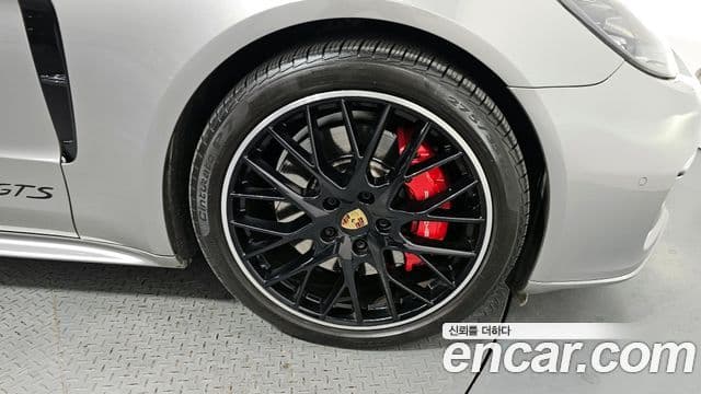 Porsche Panamera (971) 4.0 GTS, 2020 все фото