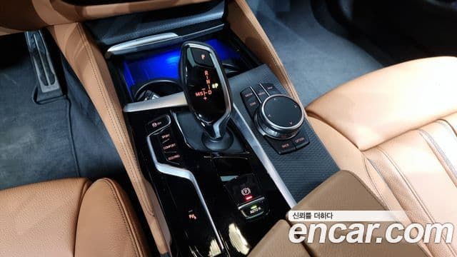 BMW 5시리즈 (G30) 520i M Sport, 2023 9