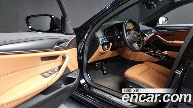 BMW 5시리즈 (G30) 520i M Sport, 2023 10