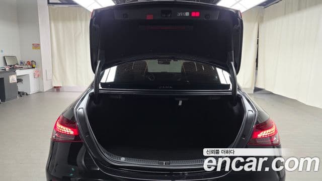 Mercedes-Benz E-класс W213 AMG Line, 2023 20