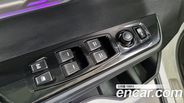 KG모빌리티(SsangYong) The / новый New Torres Black Edition, 2025 16