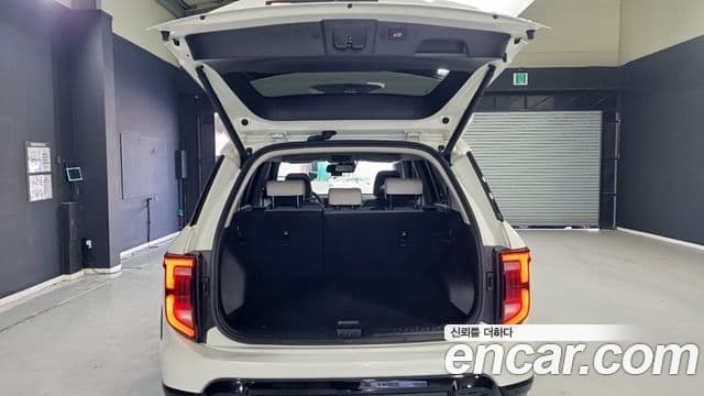 KG모빌리티(SsangYong) The / новый New Torres Black Edition, 2025 17