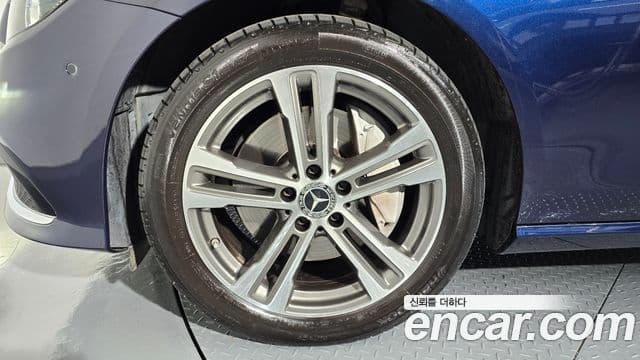 Mercedes-Benz E-класс W213 Avantgarde, 2021 все фото